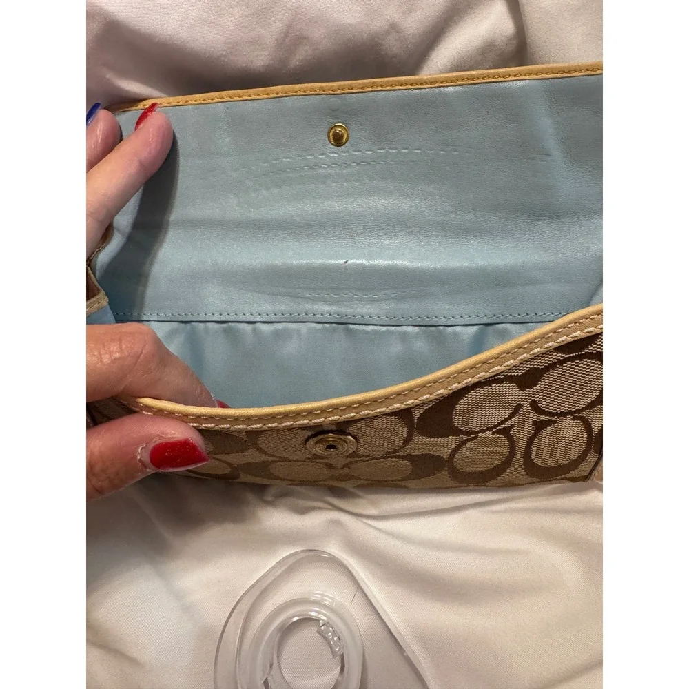 Coach Signature C Jacquard Turnlock Trifold Wallet Brown Tan Light Blue Interior